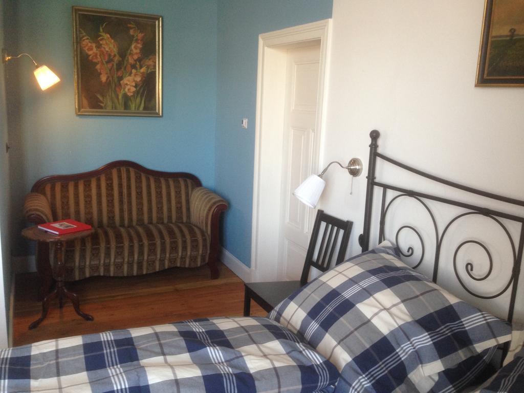 B&B Muehlenvilla Am Buetzower Hafen 客房 照片